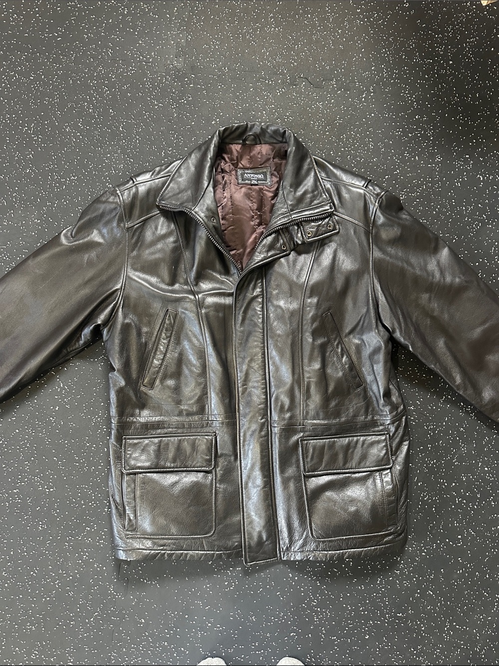 Men's black genuine Leather Bomber Jacket with Pocket Detail